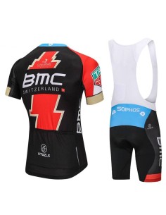 Equipación de Ciclismo BMC: Conjunto Corto Ideal para Tu Rueda 2