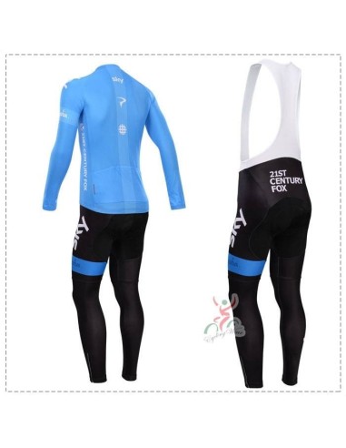 Ropa térmica para ciclistas SKY: comodidad y estilo en cada pedalada