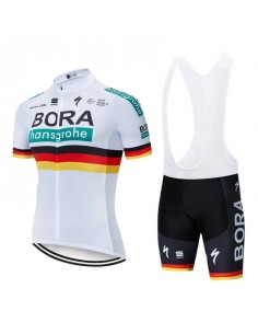 Ropa de ciclismo bora: conjunto corto ideal para tus rutas