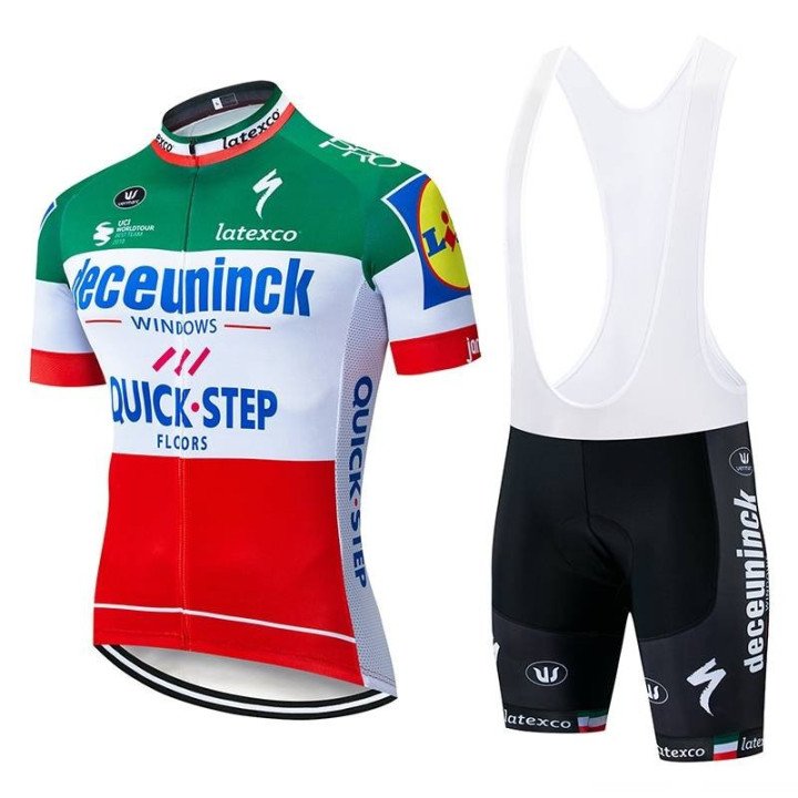 Ropa de Ciclismo Quick Step: Conjunto Corto Ideal para Pedalear