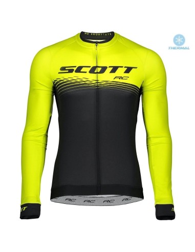 Ropa térmica de ciclismo Scott para estar cómodo en tus rutas
