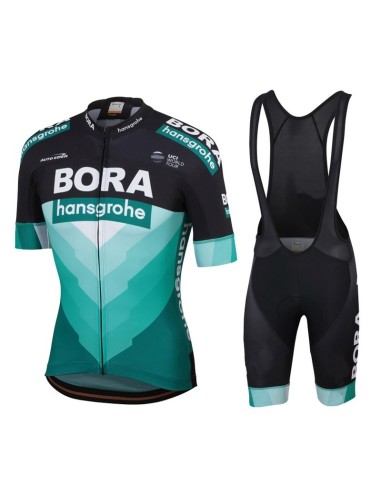 Conjunto corto de ciclismo Bora: comodidad y estilo para tus rutas