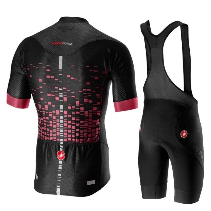 Equipación de Ciclismo Castelli: Conjunto Corto Ideal para tus Rutas