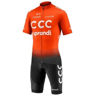 Equipación de Ciclismo CCC: Conjunto Corto y Cómodo