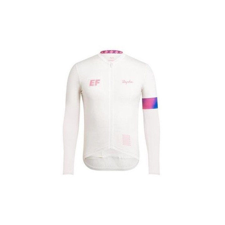 Ropa térmica de ciclismo EDUCATION FIRST para que pedalees cómodo