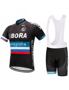 Equipación de Ciclismo Bora: Conjunto Corto para Pedalear Cómodo