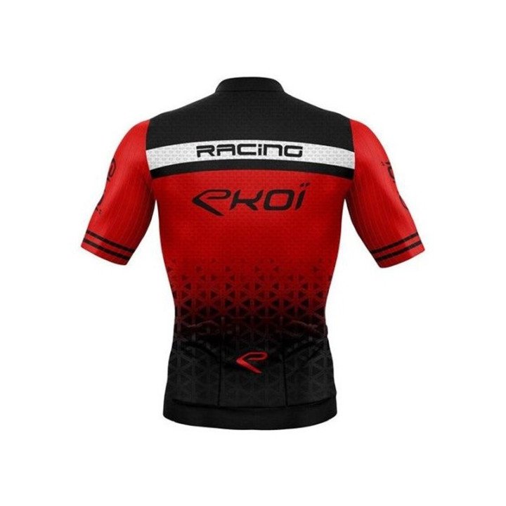 Ropa de ciclismo de verano EKOI para disfrutar al máximo en tus paseos