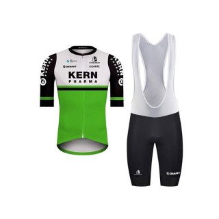 Ropa de ciclismo de verano KERN PHARMA para estar cómodo y fresco
