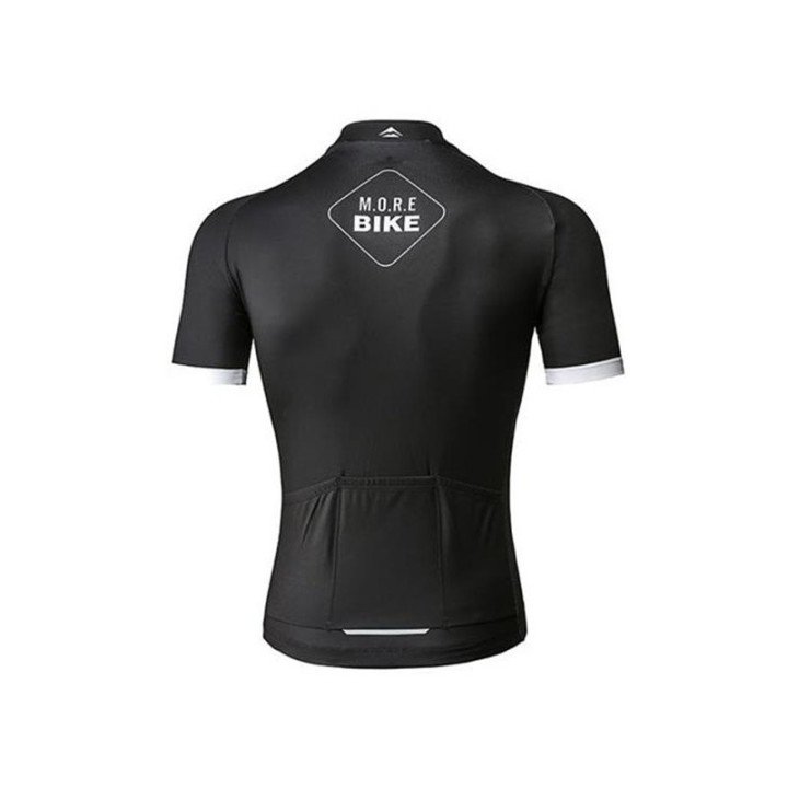 Ropa de ciclismo de verano Merida: comodidad y estilo para tus rutas