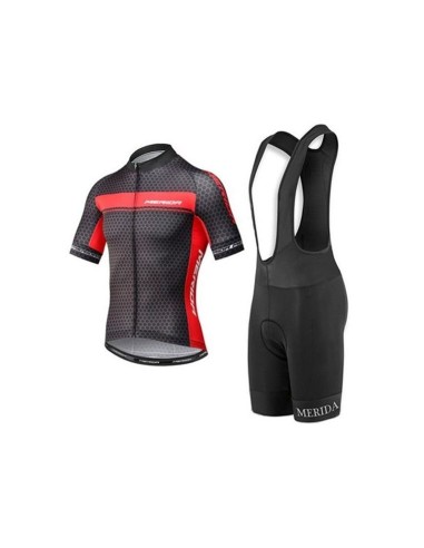 Ropa de ciclismo de verano con tirantes Merida a buen precio