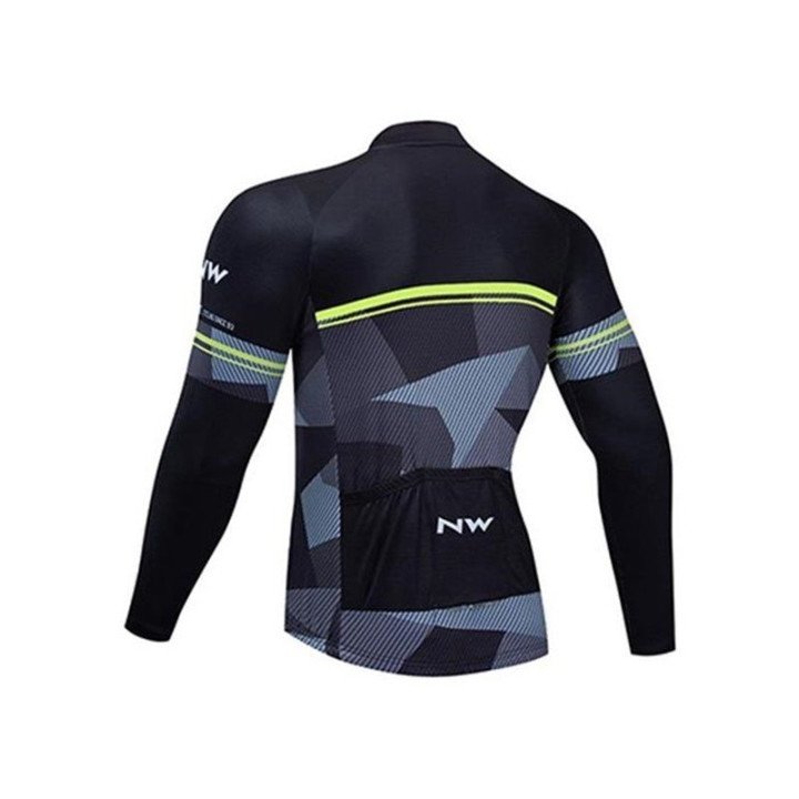 Ropa de ciclismo térmica NORTHWAVE para pedalear cómodo y a la moda