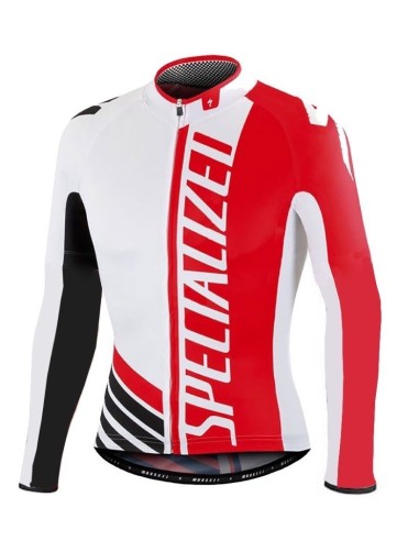 Ropa térmica para ciclistas de Specialized, ¡perfecta para cualquier clima!