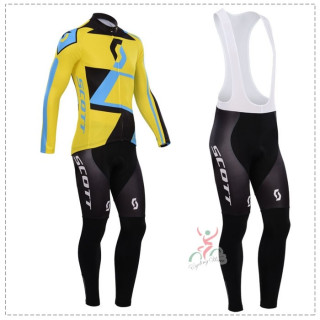 Ropa térmica de ciclismo Scott para estar cómodo y abrigado