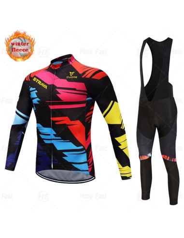 Ropa térmica de ciclismo STRAVA para estar cómodo en tus pedaleadas