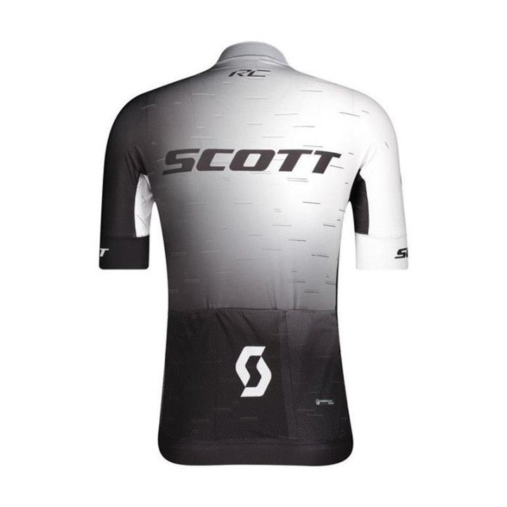 Ropa de ciclismo de verano Scott: conjunto corto ideal para tus rutas