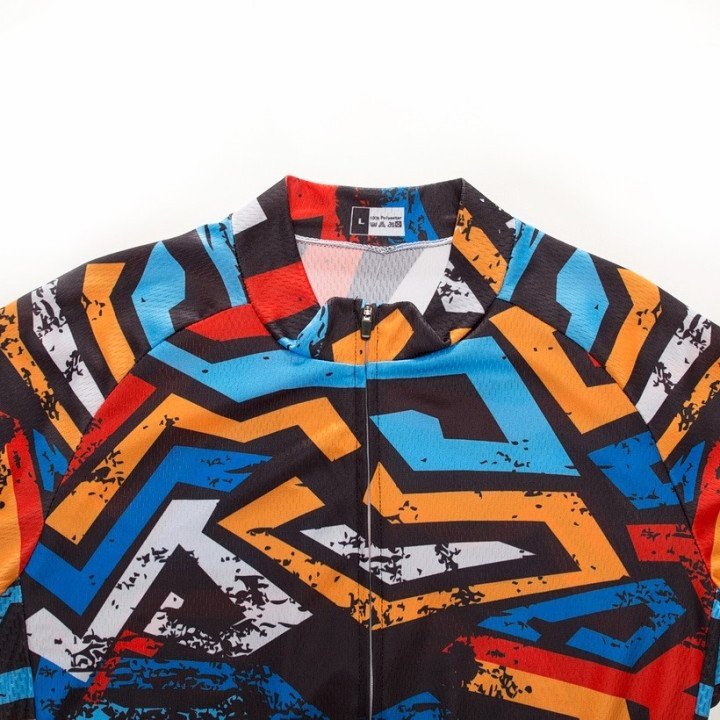 Ropa de ciclismo de verano con tirantes al mejor precio para disfrutar en tus rutas