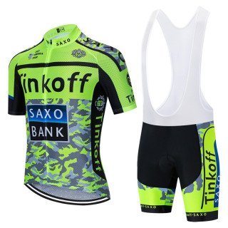 Ropa de ciclismo de verano Tinkoff: frescura y comodidad para tus pedaleos
