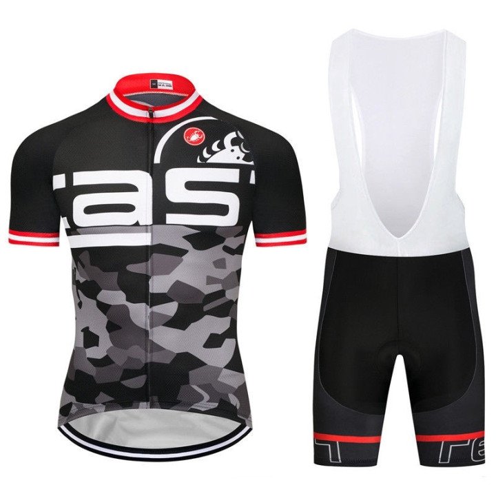 Equipación corta Castelli para ciclismo: comodidad y estilo a buen precio