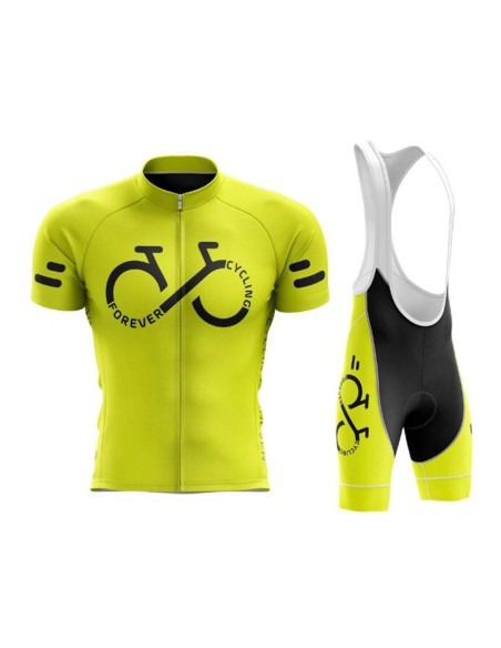 Conjunto corto de ciclismo cómodo y fresco para tus rutas