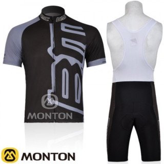 Equipación corta BMC 2023 ideal para tus rutas en bicicleta