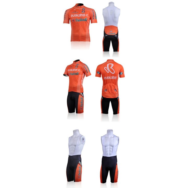 Equipación corta Euskaltel Euskadi para ciclistas en 2023