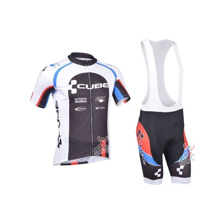 Equipación corta de ciclismo CUBE para disfrutar al máximo