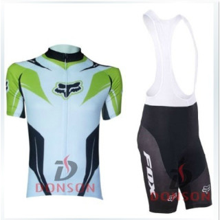 Equipación corta FOX para ciclismo, cómoda y a buen precio