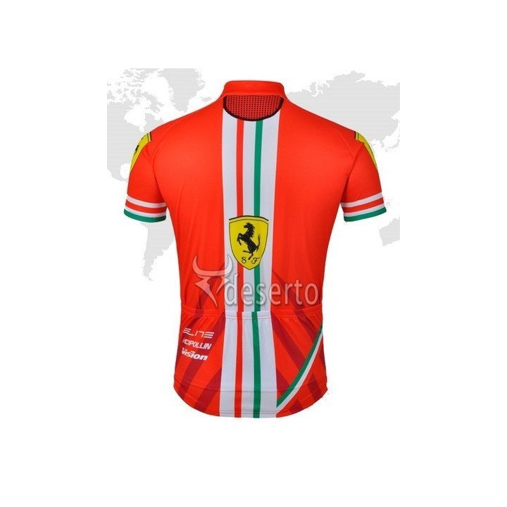 Equipación de ciclismo corta Ferrari para disfrutar al máximo