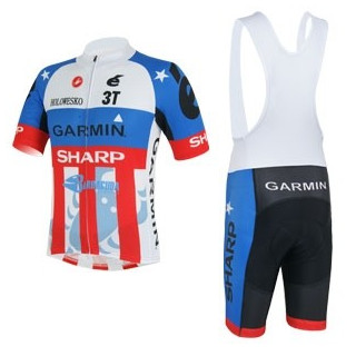 Equipación corta Garmin para ciclistas: comodidad y estilo a buen precio