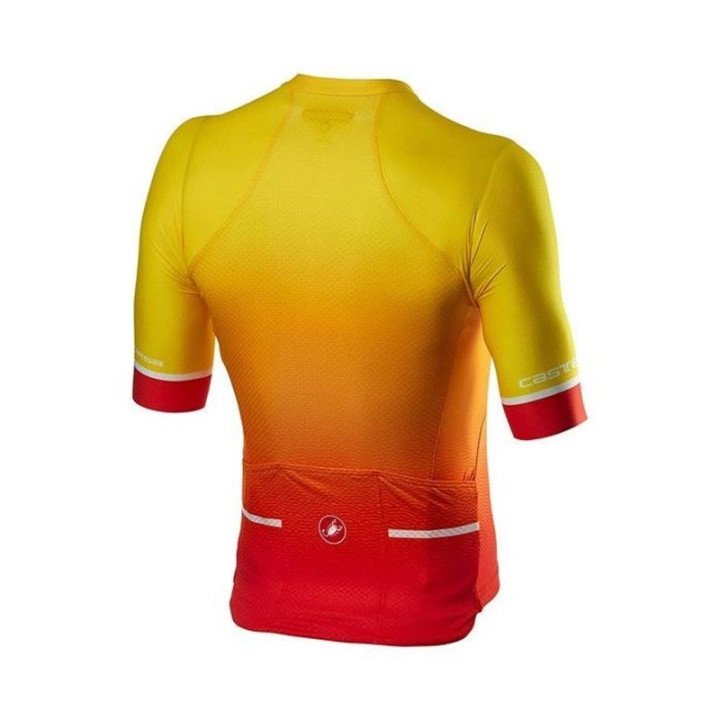 Equipación corta Castelli para ciclistas: calidad y comodidad al mejor precio